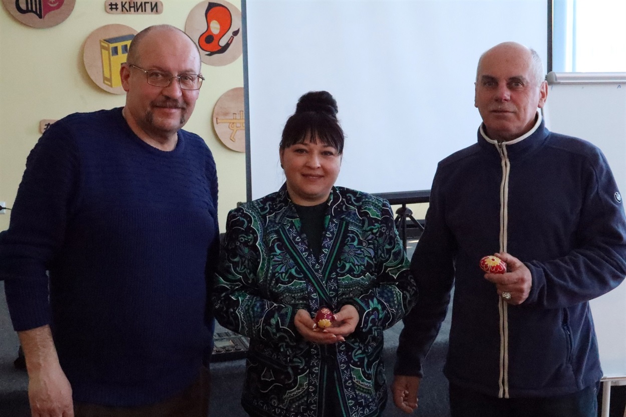 У громаді готуються до Великодня: проводять майстер-класи з писанкарства та самчиківського розпису