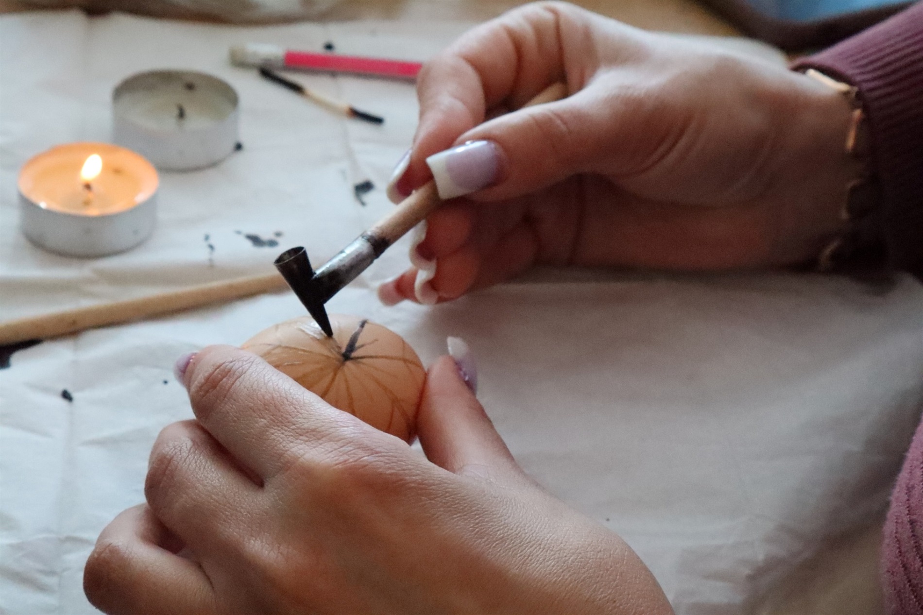 У громаді готуються до Великодня: проводять майстер-класи з писанкарства та самчиківського розпису