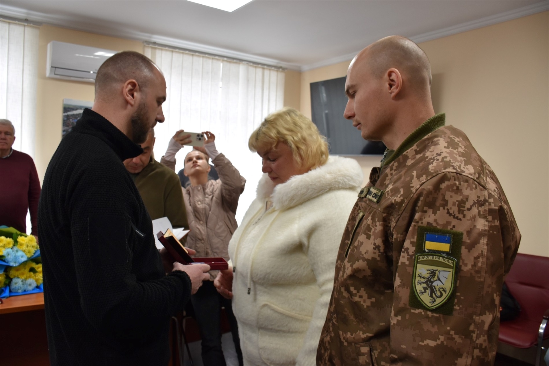 У Старокостянтинівській громаді вручили державні нагороди Захисникам України та їхнім родинам