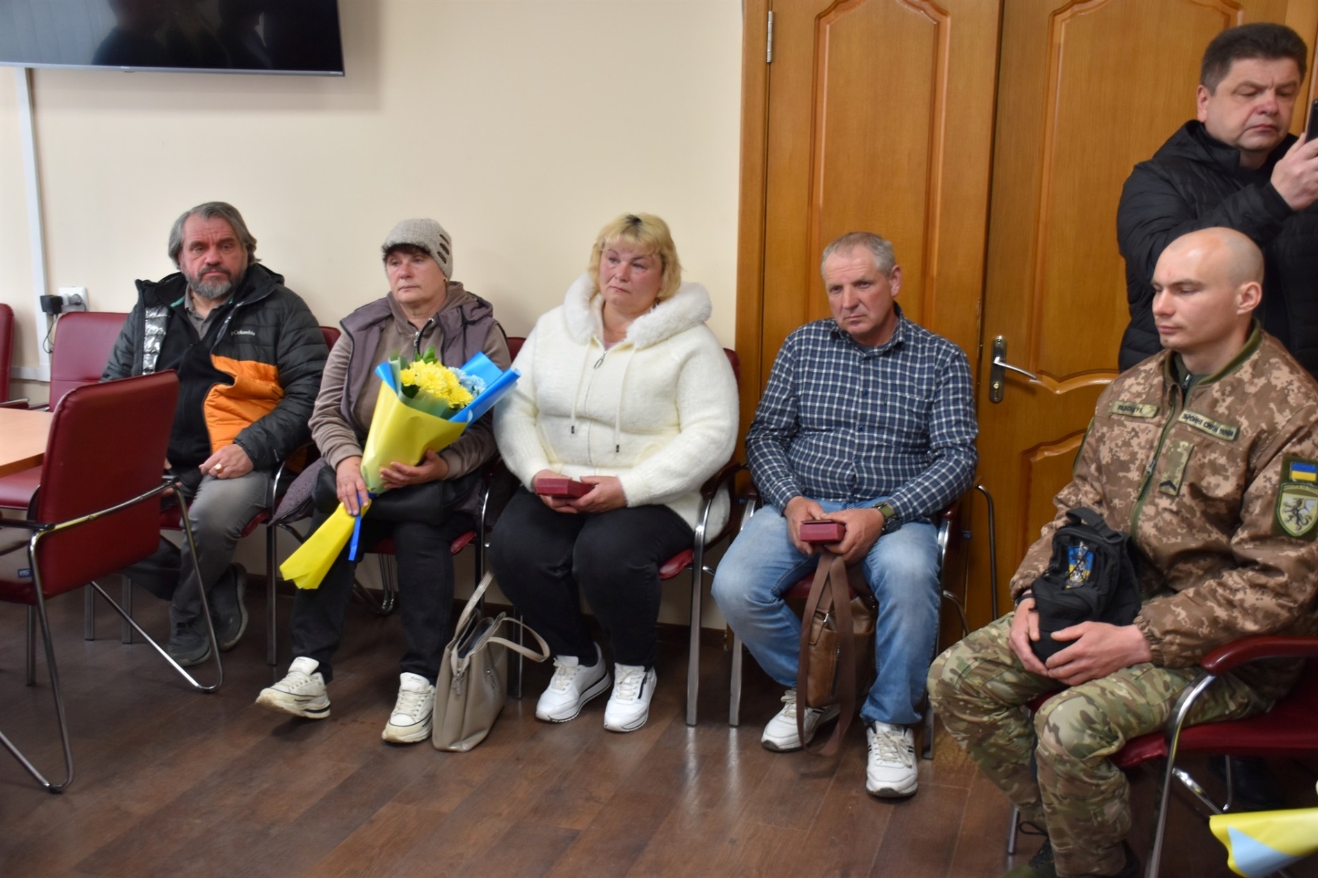 У Старокостянтинівській громаді вручили державні нагороди Захисникам України та їхнім родинам