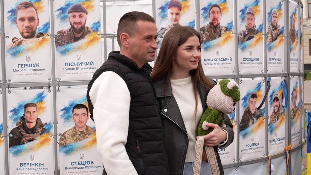 У сусідів: повернення з полону, декларації авто, підозрілий пакунок, трагедія і нові ініціативи