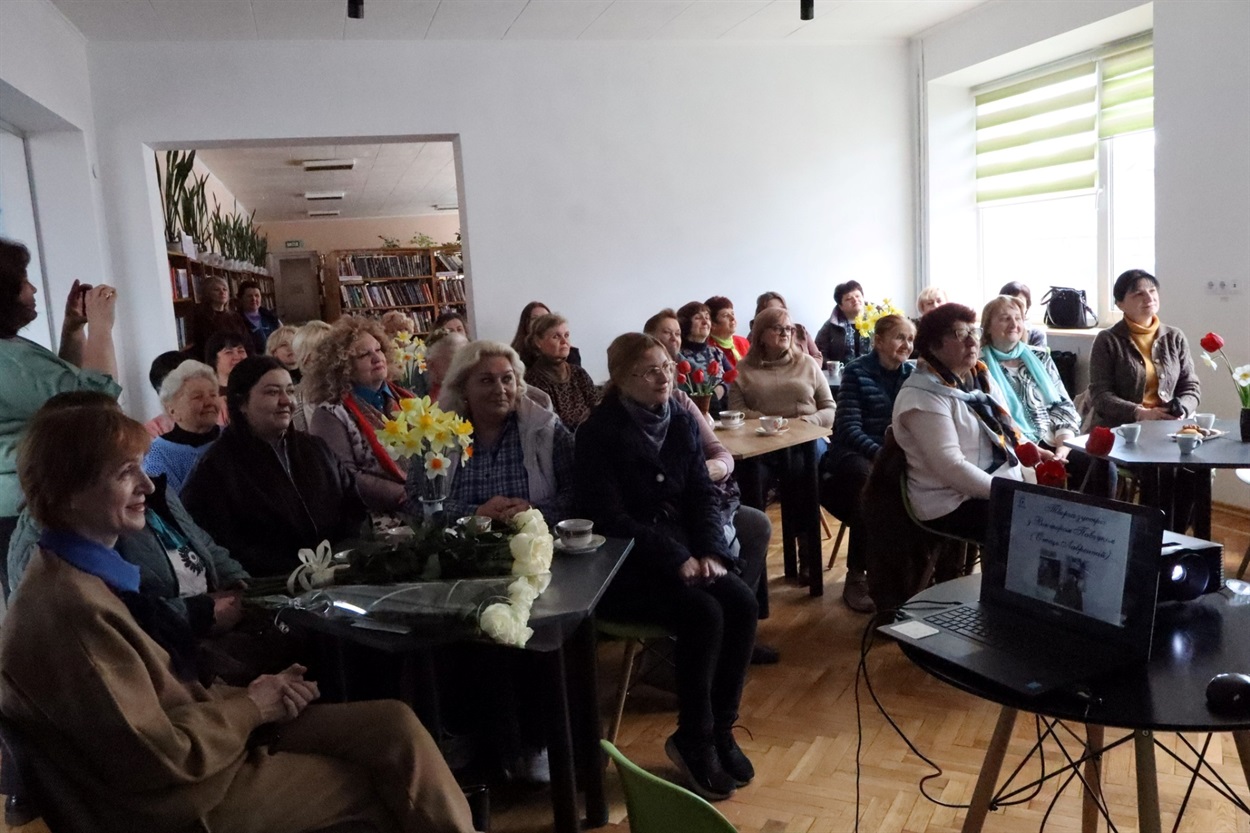 Новини Старокостянтинівщини. Новий опалювальний сезон, власна справа, допомога лікарні, зустріч