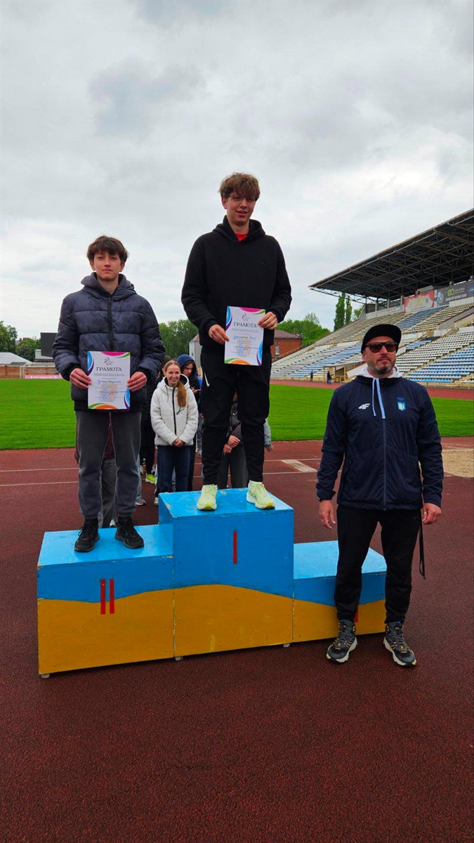 Юні легкоатлети зі Старокостянтинова здобули низку нагород на чемпіонаті області