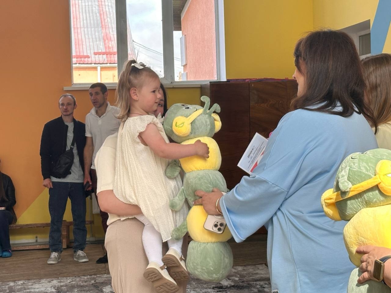 Перший крок у нове життя: у Регіональному центрі раннього розвитку відбувся випускний