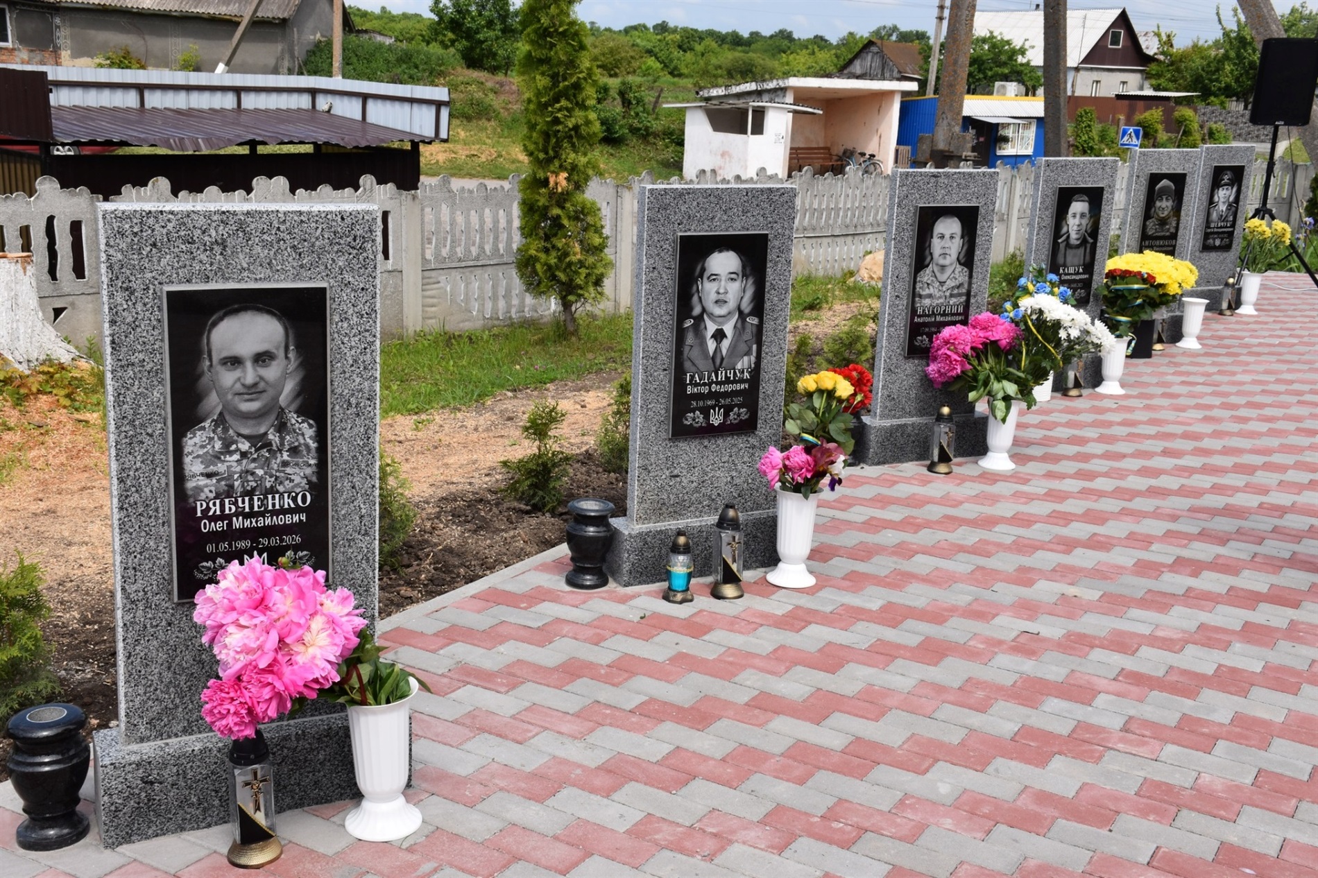 Пам’ять про тих, хто не повернувся: у Григорівці відкрили Алею Героїв