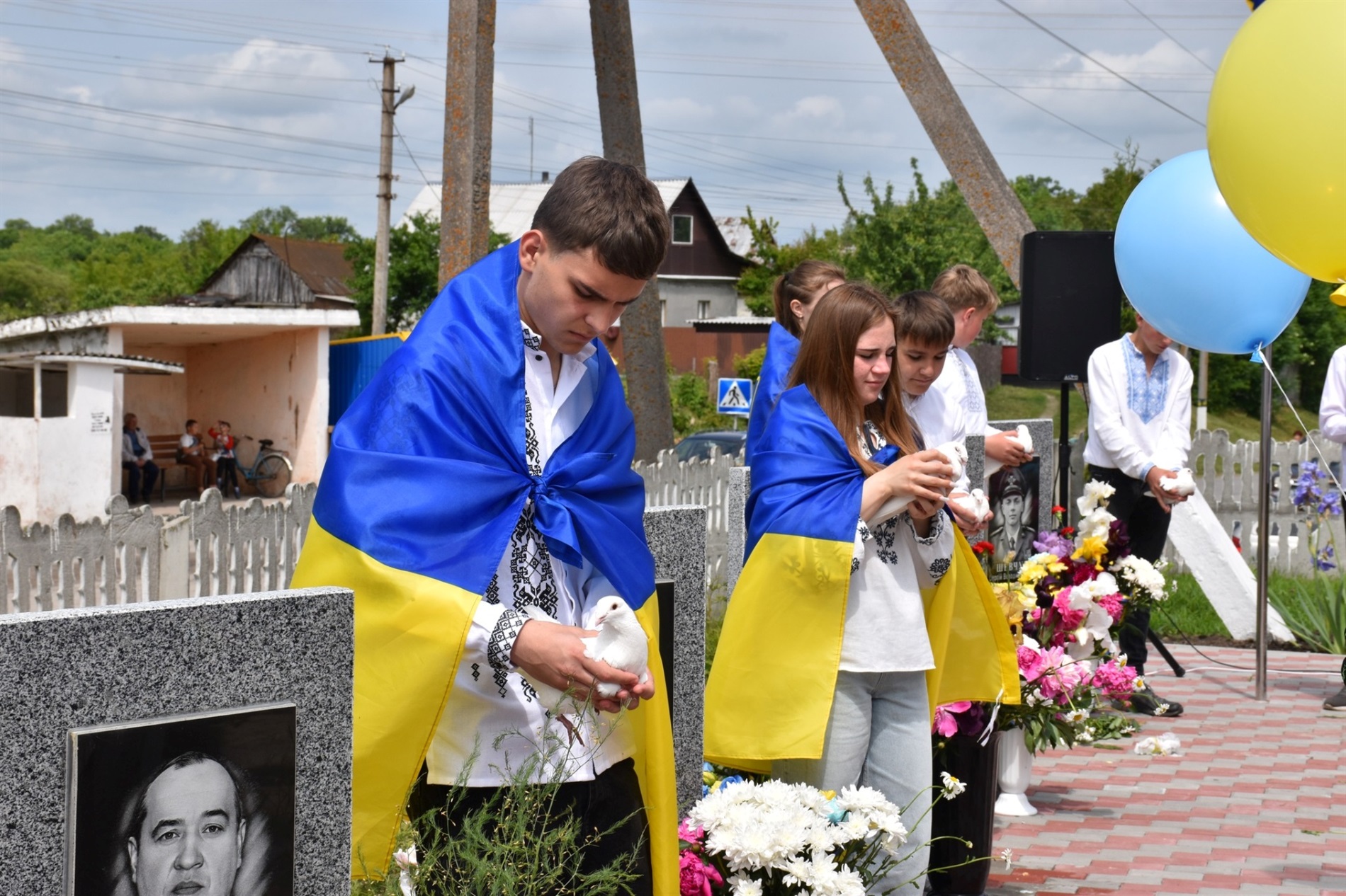 Пам’ять про тих, хто не повернувся: у Григорівці відкрили Алею Героїв