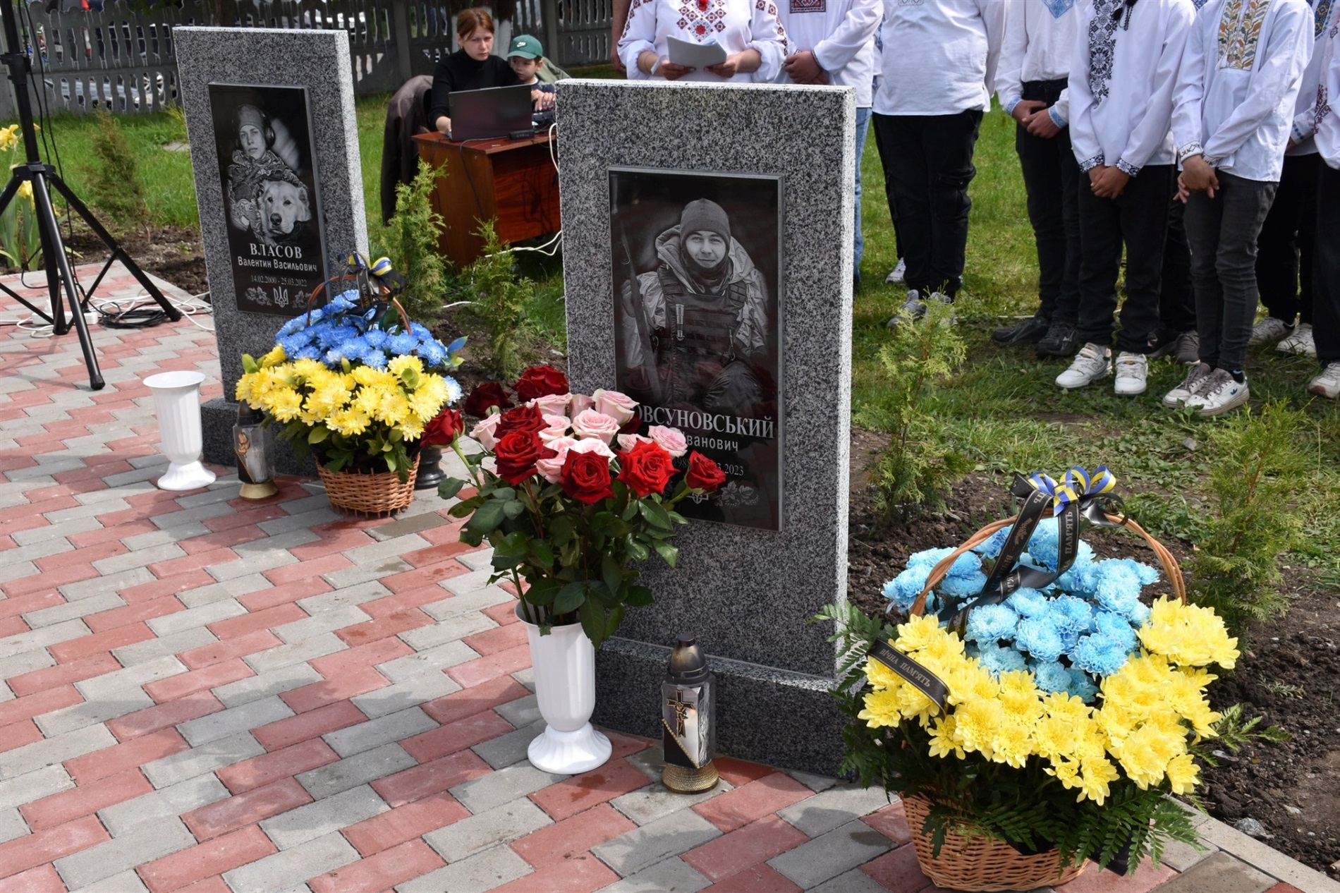 Пам’ять про тих, хто не повернувся: у Григорівці відкрили Алею Героїв