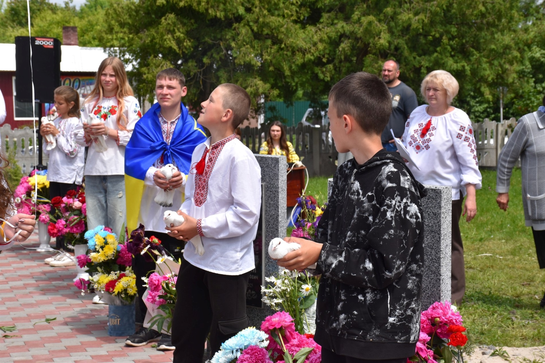 Пам’ять про тих, хто не повернувся: у Григорівці відкрили Алею Героїв