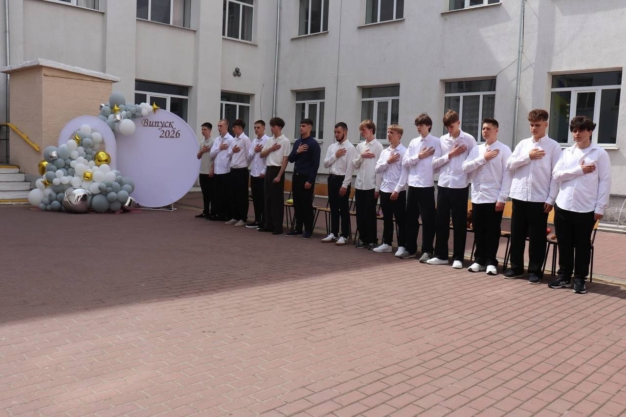 На порозі дорослого життя: у Старокостянтинівській громаді відбулися випускні вечори