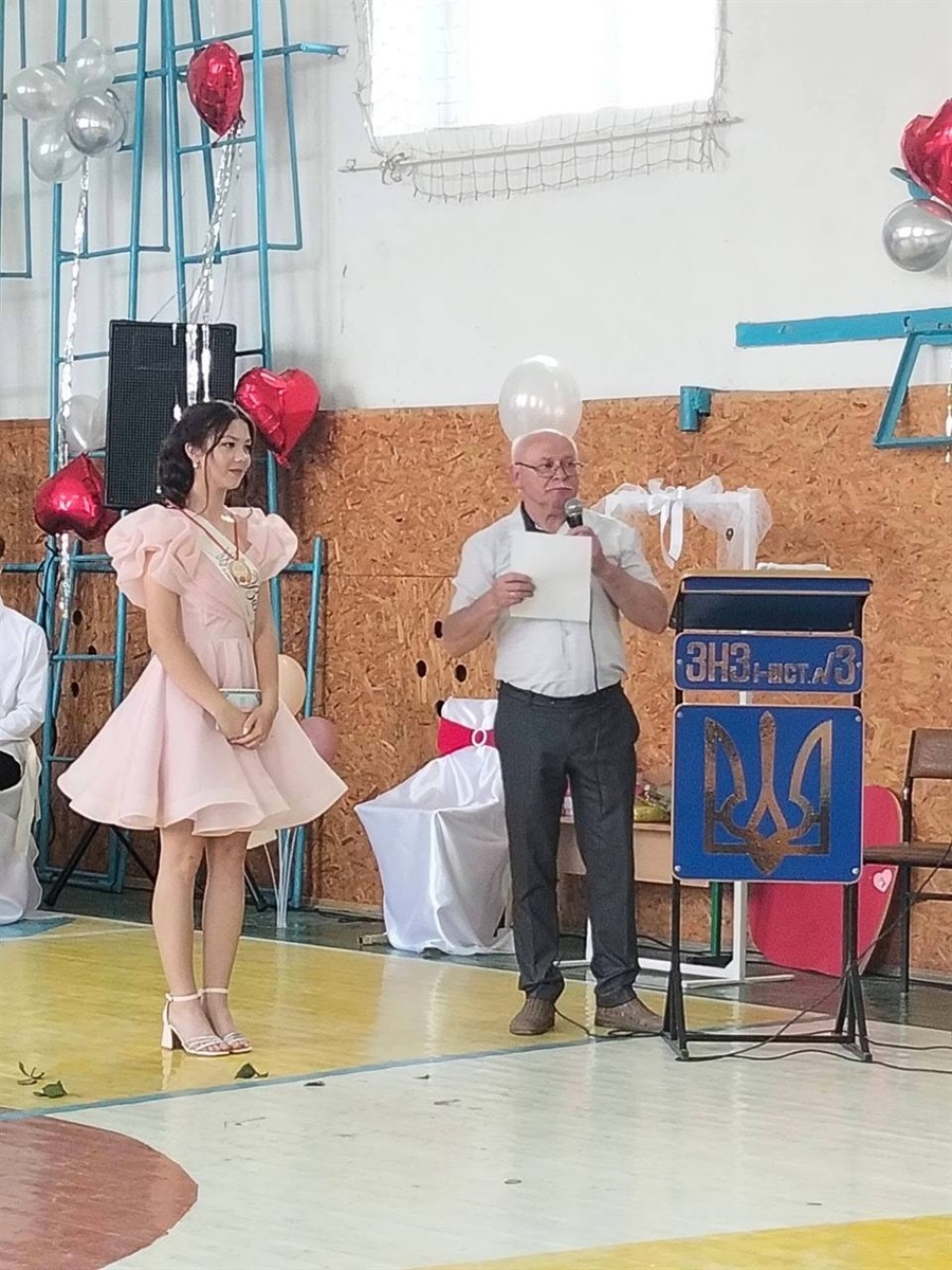 На порозі дорослого життя: у Старокостянтинівській громаді відбулися випускні вечори