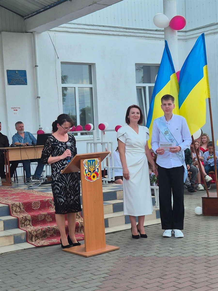 На порозі дорослого життя: у Старокостянтинівській громаді відбулися випускні вечори