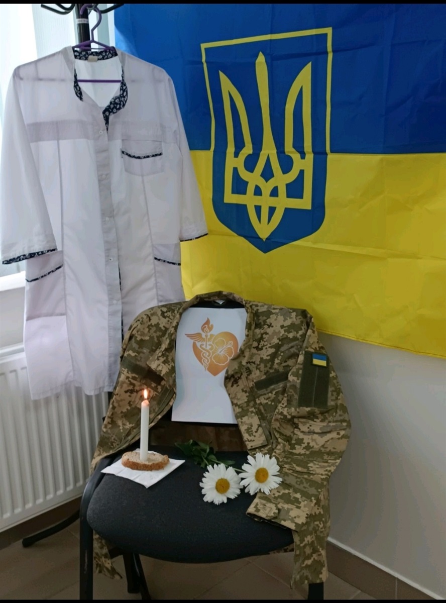 У Старокостянтинові вшанували пам'ять медичних працівників, які загинули, рятуючи життя інших