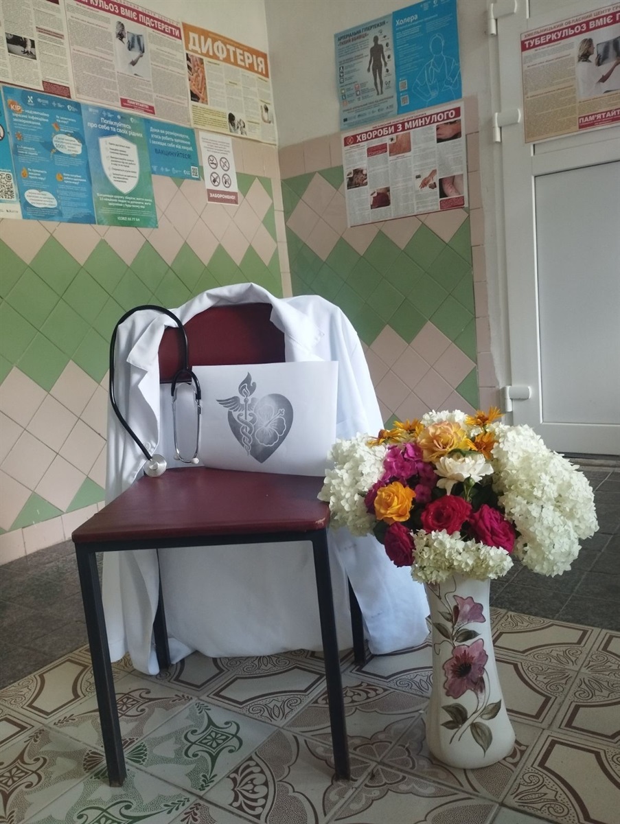 У Старокостянтинові вшанували пам'ять медичних працівників, які загинули, рятуючи життя інших