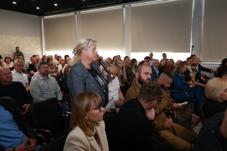 У сусідів: агент ФСБ, «ветеранське містечко», вироки та гучні затримання на Хмельниччині