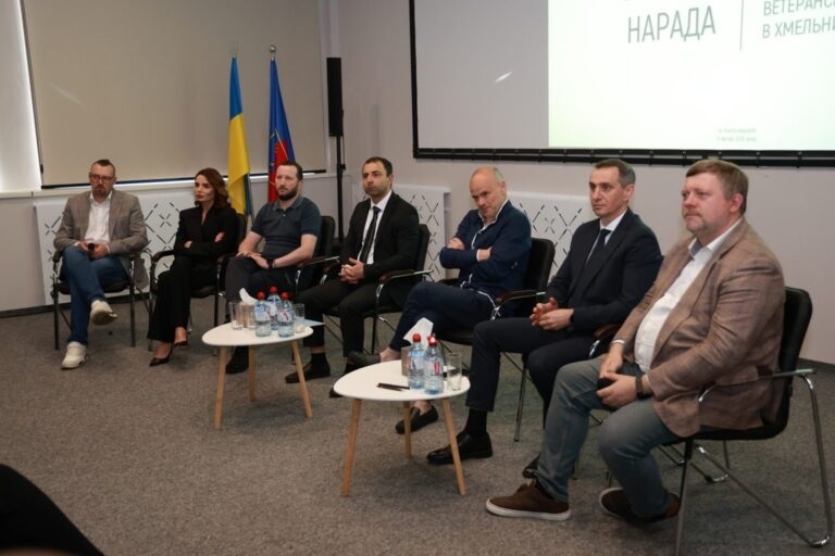 У сусідів: агент ФСБ, «ветеранське містечко», вироки та гучні затримання на Хмельниччині
