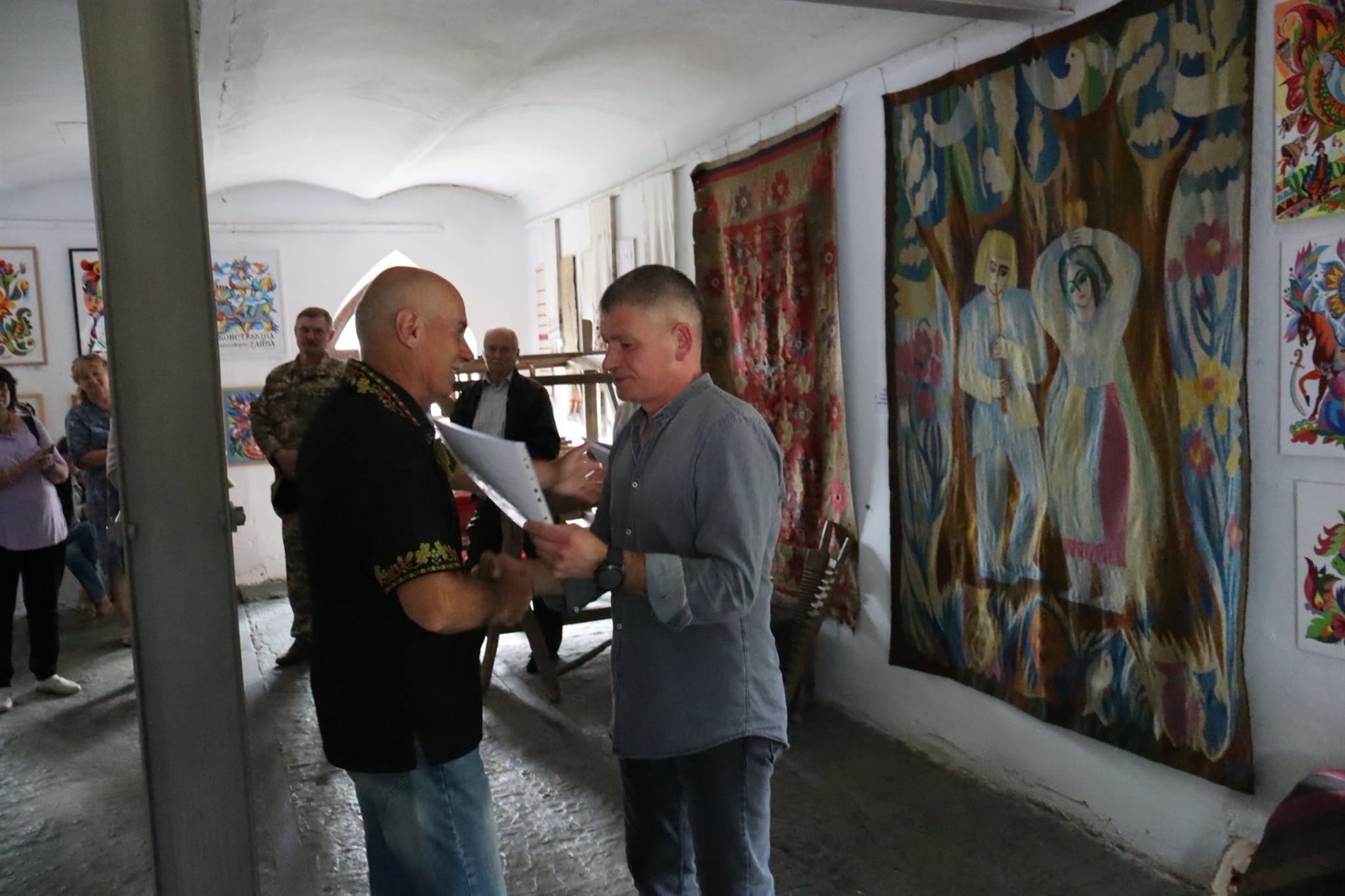 У Самчиках відкрили Всеукраїнську виставку самчиківського розпису пам'яті Олександра Пажимського