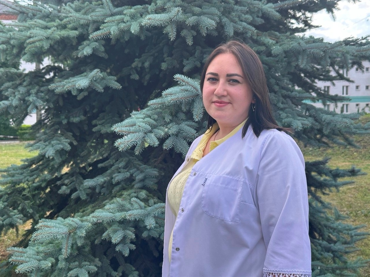 «У Старокостянтинові ми стали лікарями і знайшли свій дім»: історія молодого подружжя медиків