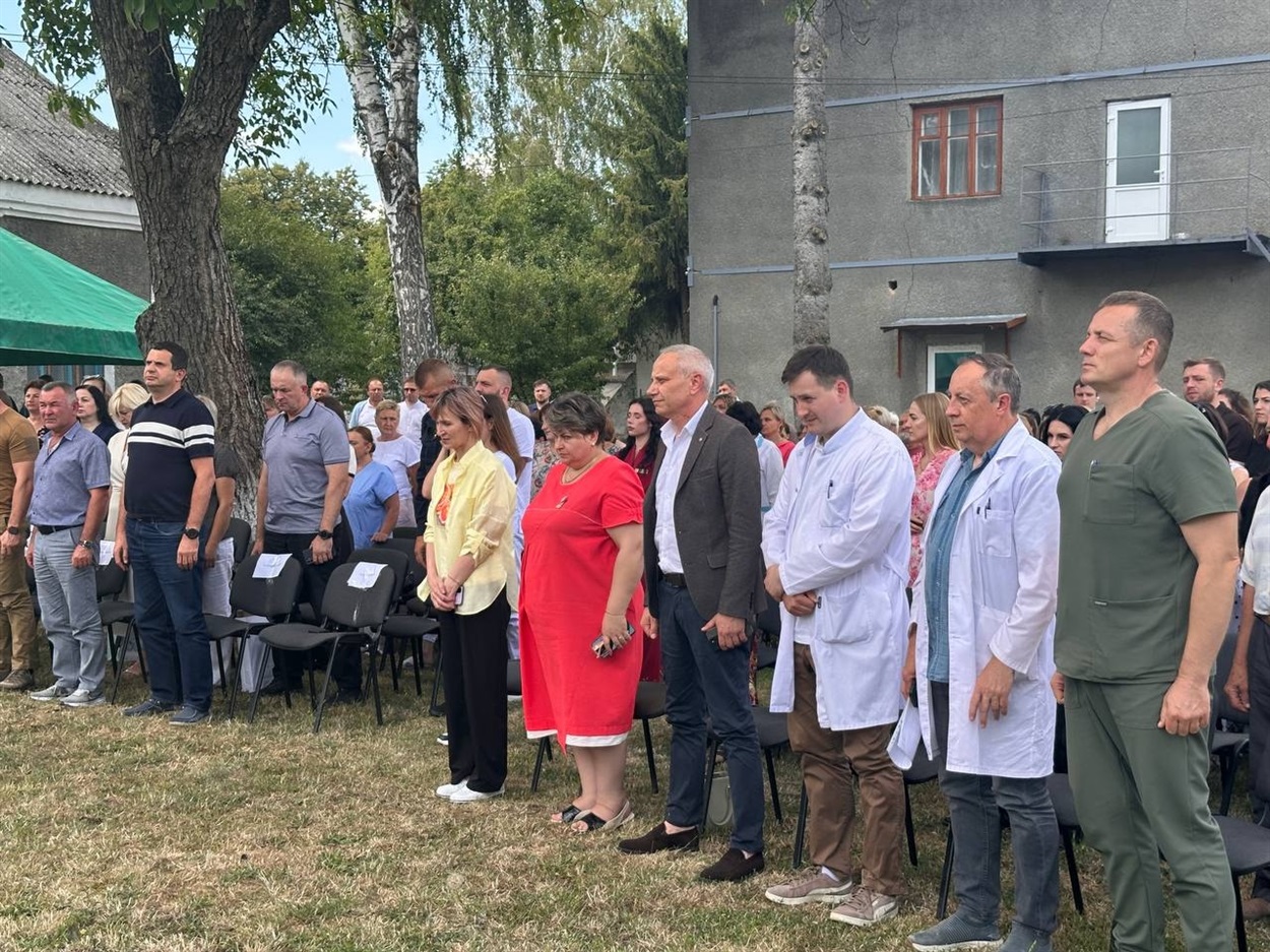 День медичного працівника у Старокостянтинівській лікарні: нагороди, подяки та досягнення