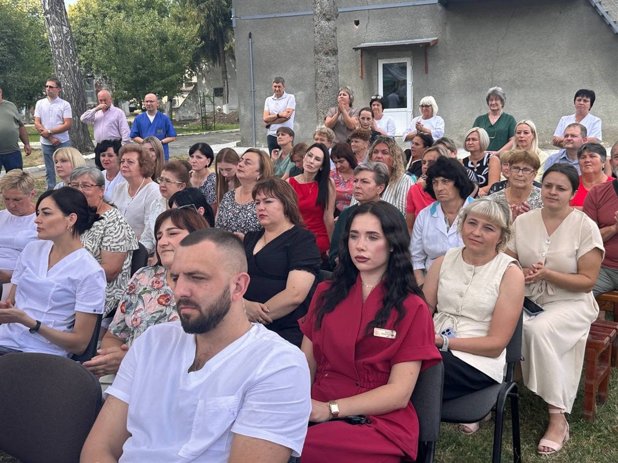 День медичного працівника у Старокостянтинівській лікарні: нагороди, подяки та досягнення