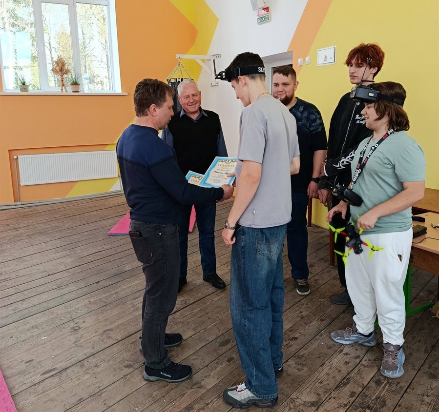 У Старокостянтинові відбулися змагання з авіамоделювання серед операторів БПЛА