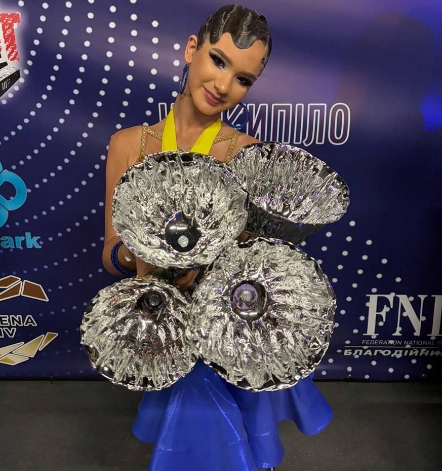 У танці головне не зупинятися: історія спортсменки ДСТК «Данс-Ліцей» Марії Савчук